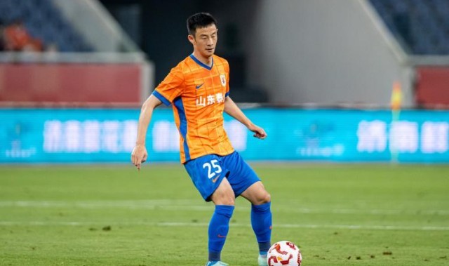 吉林省体育局：亚泰客战蓉城彭欣力可复出，此前被追加停赛5场